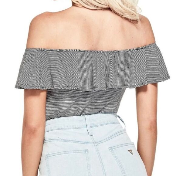 Guess Sandrine Off Shoulder Black and White Striped Ruffled Keyhole Blouse Sz S - Picture 2 of 13